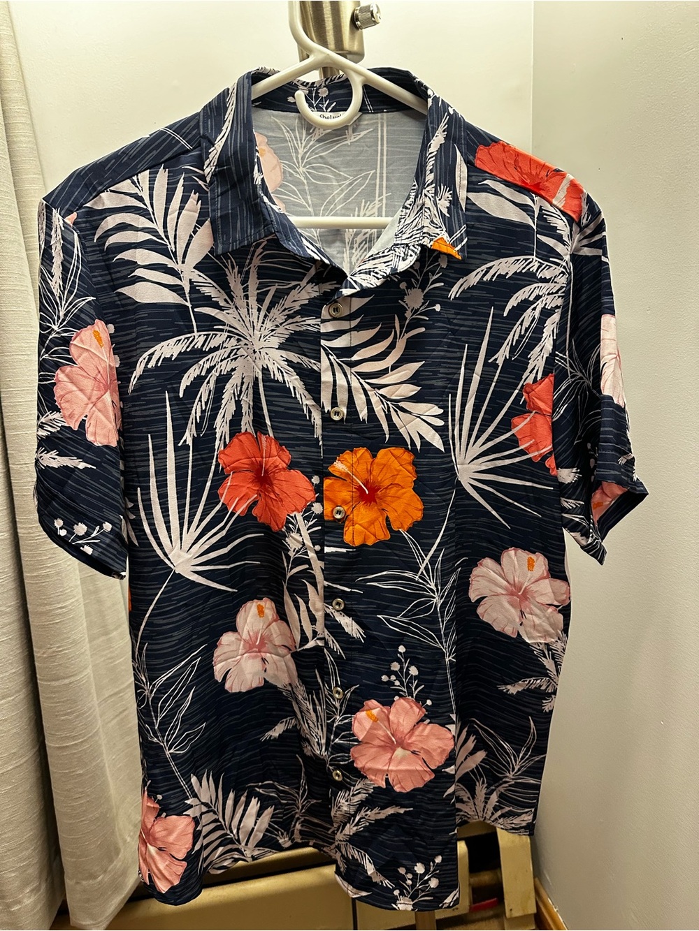 Men's Navy Tropical Floral Short-Sleeve Shirt
